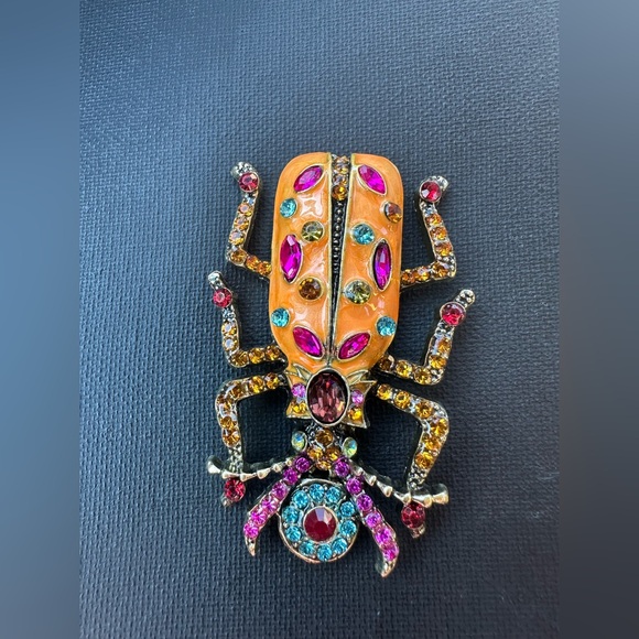 Orange enamel and rhinestone beetle brooch - Picture 2 of 4